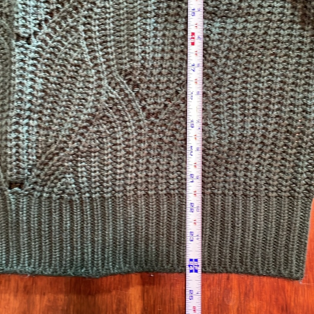 Sweater - Picture 3 of 3